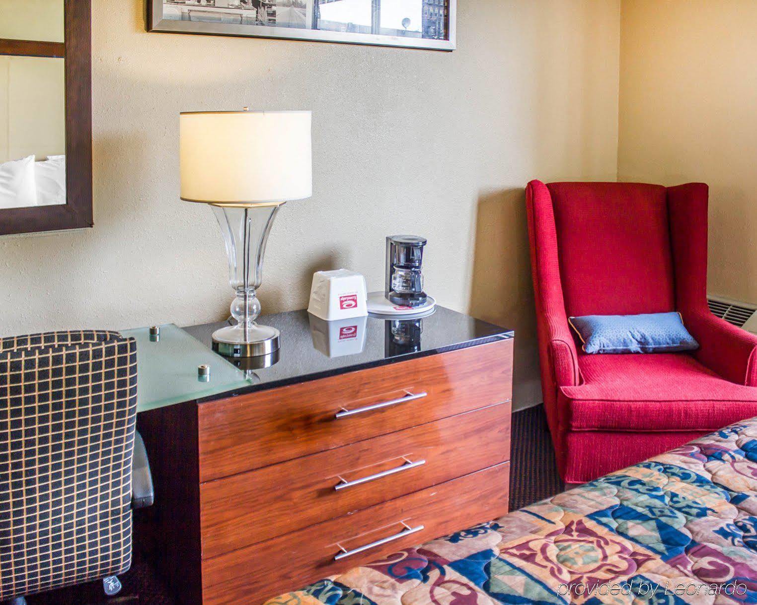 Days Inn Клирфилд Экстерьер фото